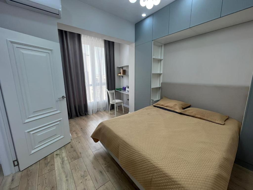 Business Daire Almatı Dış mekan fotoğraf